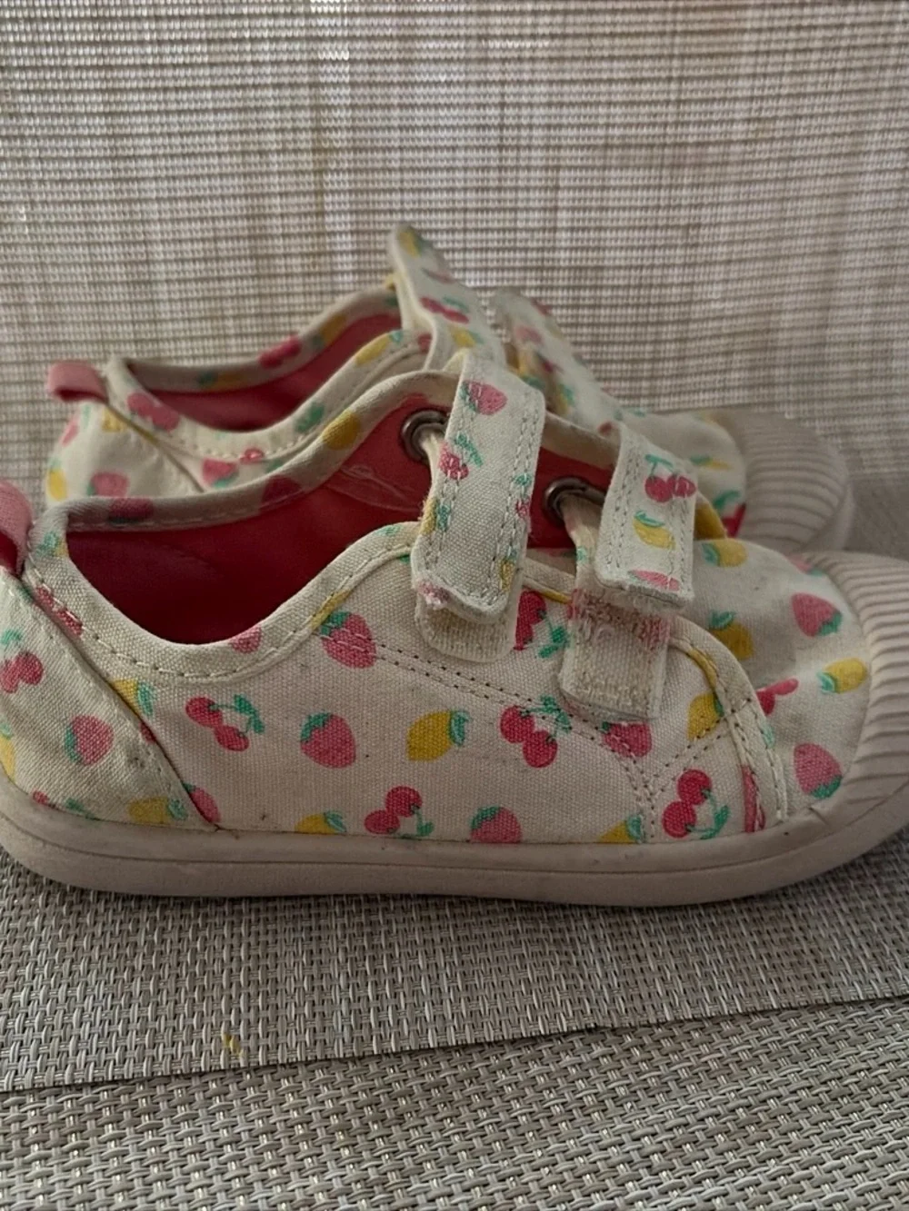 Cat & Jack canvas kids